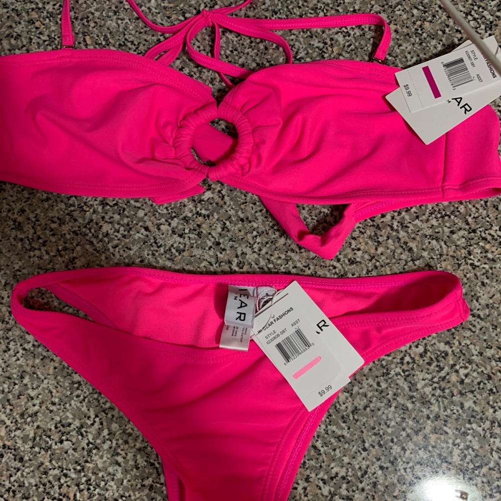 Women’s swimming suit